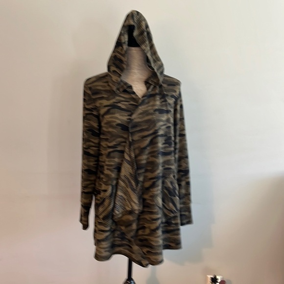 Retrology Womens Camouflage Long Sleeve Hoodie Soft Knit Cardigan Shrug XL. - Picture 1 of 9